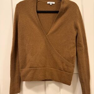 Madewell Wrap V-Neck Sweater in Caramel Brown